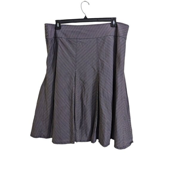 Vintage Monsoon Cotton Skirt 16 Pinstripe Box Pleat Paneled Navy Gray Fit Flare - Picture 2 of 5